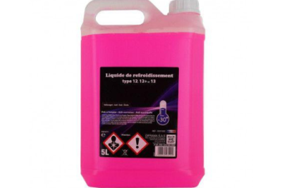 Liquide refroidissement rose